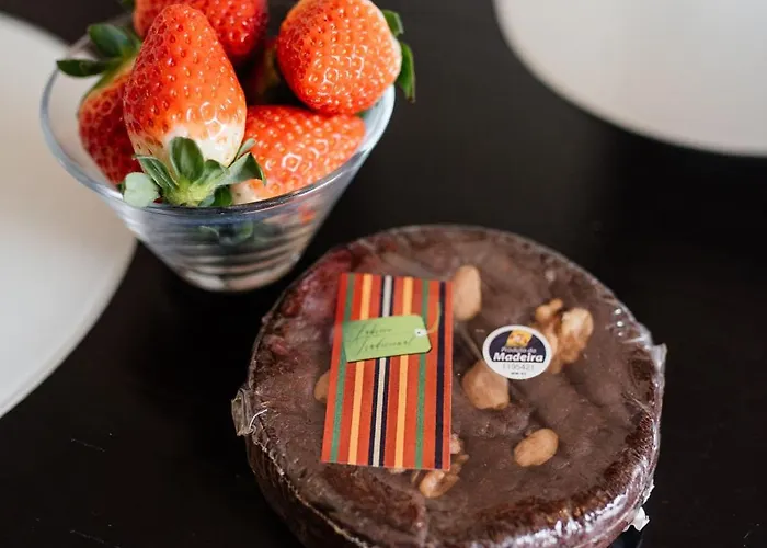 Luxurious Lido-sun Island X1v Apt.free Parking فونشال